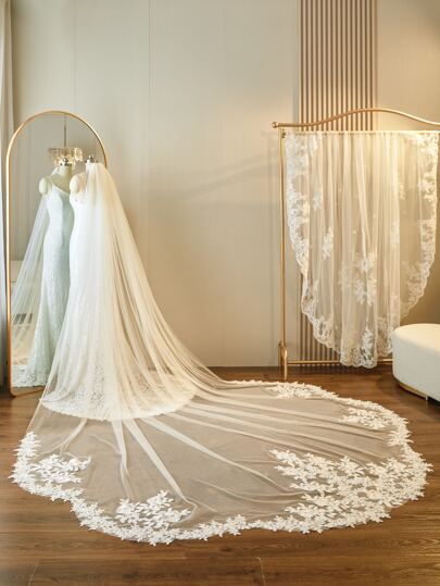 1pc Ivory Flower Patterned Lace Cathedral Train Bridal Veil