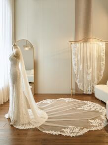 1pc Ivory Flower Patterned Lace Cathedral Train Bridal Veil