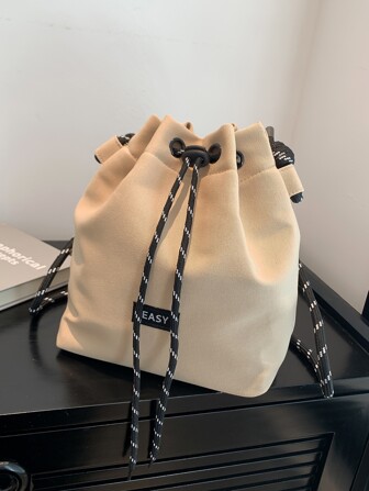 Sac seau Sac en nylon pour femmes Sac léger et casual à cordon coulissant Sac seau avec corde épaisse à porter à l'épaule ou en bandoulière