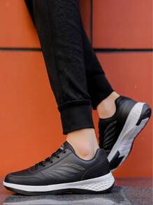 2024 年新款青少年跑步鞋，混合皮革鞋面，流行纯色平底低帮滑板鞋，学院风，学生户外运动，百搭男士休闲网球运动鞋，通勤和步行 - 黑色 - 查看 8