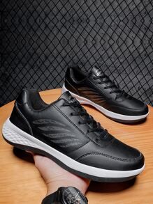2024 年新款青少年跑步鞋，混合皮革鞋面，流行纯色平底低帮滑板鞋，学院风，学生户外运动，百搭男士休闲网球运动鞋，通勤和步行 - 黑色 - 查看 2