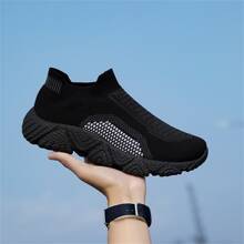 New Mesh Breathable Sports Shoes For 2023 Spring, Plus Size Running Shoes For Men And Women With Anti-slip & High Elasticity Features, Stylish And Durable Footwear For Jogging, Walking And Training, Couples Shoes
