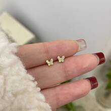 1 par Pendientes micro incrustado con diamante de imitación plata con diseño de mariposa , adecuado para uso diario con festivo regalo