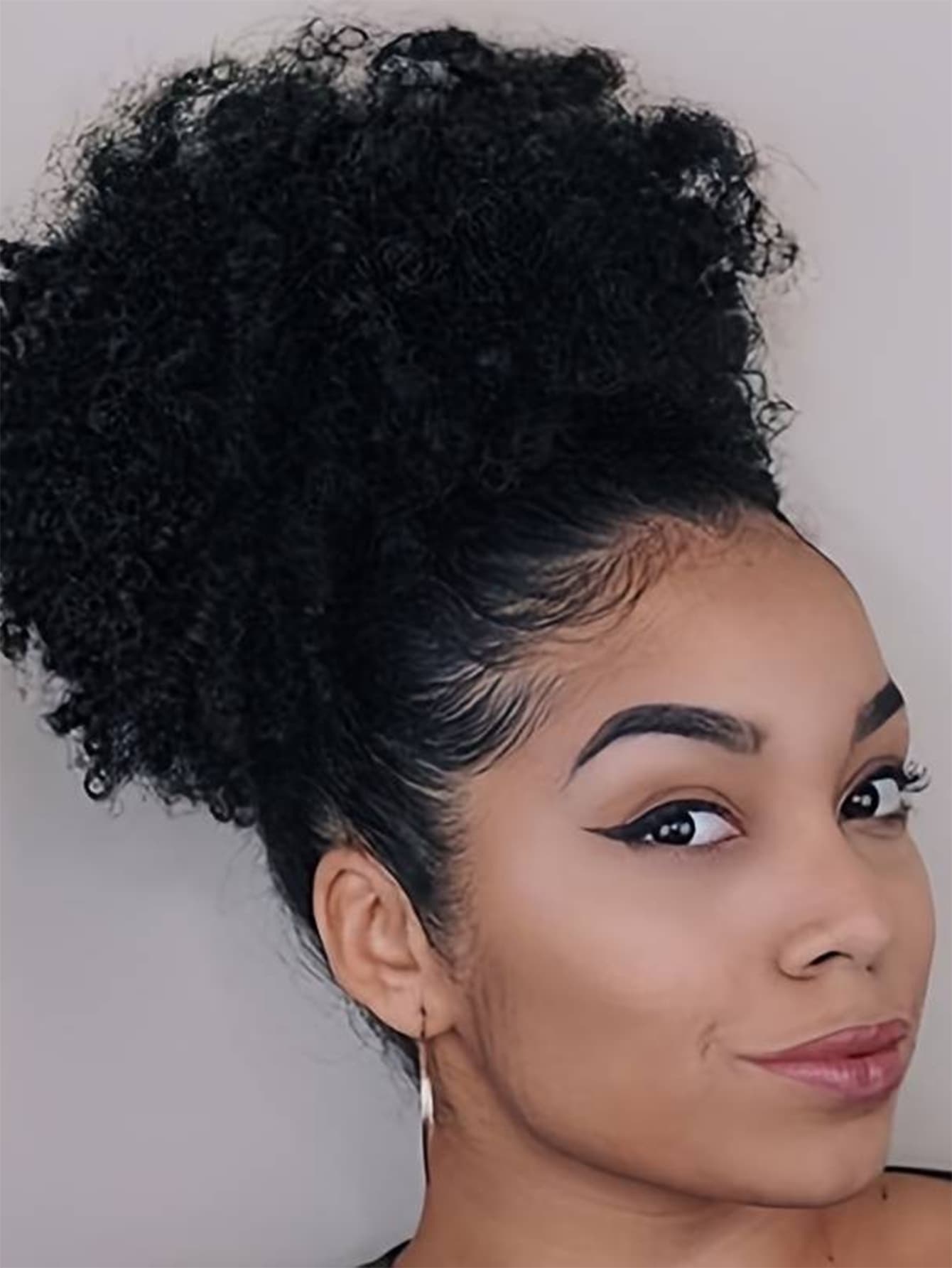 多顏色毛茸茸卷抽繩馬尾帶延長10英寸短髮夾適用於女士接髮 - 黑色 - 查看 1