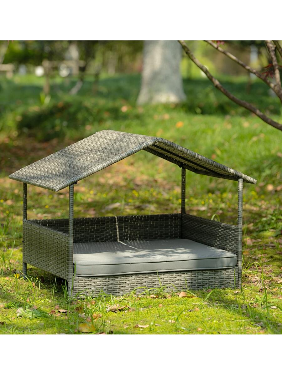 Dog Bed, Pet Bed, Pet Outdoor Patio Furniture, Seasonal Wicker Pet Furniture, Dog Bed With