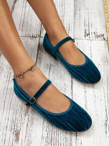 Women's Jane Pleated Velvet Shoe In Navy Blue - Navy Blue - View 2