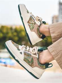 (Runs Small) Niche Design Artistic Forest Print Lace-Up Men's Casual Sneakers