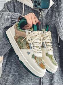(Runs Small) Niche Design Artistic Forest Print Lace-Up Men's Casual Sneakers