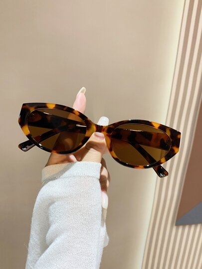 1 par de gafas de moda con marco ovalado de plástico, estilo bohemio de moda adecuado para fiestas, deportes, salidas, vacaciones, viajes, playa, conducción, calle, vacaciones, deportes, pesca, actividades al aire libre, accesorios de atuendo de estilo callejero con efecto de color block, estilo boho, para vacaciones de verano en la playa, al aire libre, viajes, , estilo leopardo y carey, estilo ojo de gato bohemio para vacaciones, playa, viajes, estilo universitario para volver al colegio