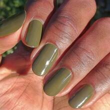 Gaza - Breathable Nail Polish - Green - View 2