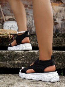 2023年新款时尚女士运动凉鞋，露趾透气网眼，厚实坡跟，休闲夏季鞋