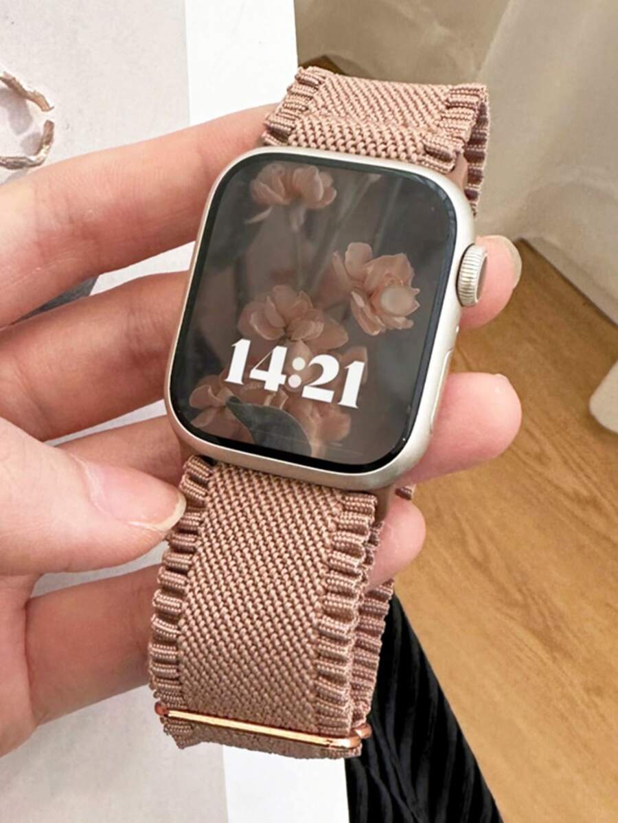 1pc Women Ruffle Fringe Elastic Polyamide Strap 38/40/41/42/44/45/49mm, Compatible With Apple Watch Ultra/SE/8/7/6/5/4/3/2/1 - Brown - View 1