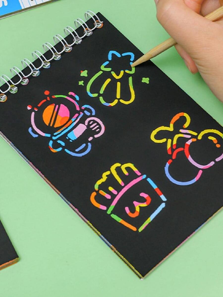 اللوحة الملونة للرسم بالخدش DIY، دفتر الخط الإبداعي، كتاب الخدش الممتع، هدية صغيرة إبداعية، إكسسوار للعطلات، لوازم حفلة عيد الميلاد، هدية عيد الميلاد، هدية صناعة فنية للزخرفة، ديكور المنزل (ألوان عشوائية)، عيد الأم، هدية الأم - متعدد الألوان - مشاهدة 1