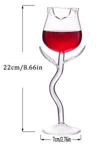 玫瑰形高球杯和氛围装饰香槟杯