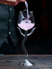 玫瑰形高球杯和氛围装饰香槟杯