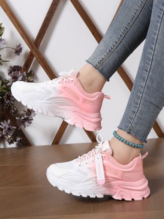 女式厚底运动鞋，新款春秋休闲系带渐变粉色厚底透气增高鞋，适合所有季节