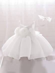 Elegante vestito da bambina con colore solido, tessuto in raso e rete con fiori 3D, outfit adatto per uscite, all'aperto, feste di compleanno, con fascia per capelli inclusa - Bianco - Visualizzare 3