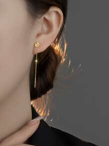 ELSEDES 一对时尚S925银玫瑰造型吊坠耳环，象征浪漫与美感，简约个性风格凸显迷人魅力，光泽亮丽。适合日常及约会佩戴，是送给女友的完美节日或情人节礼物。 - 金色 - 查看 5