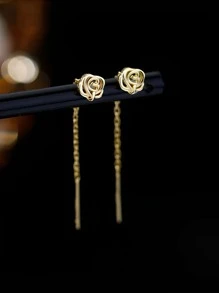 ELSEDES 一对时尚S925银玫瑰造型吊坠耳环，象征浪漫与美感，简约个性风格凸显迷人魅力，光泽亮丽。适合日常及约会佩戴，是送给女友的完美节日或情人节礼物。 - 金色 - 查看 7
