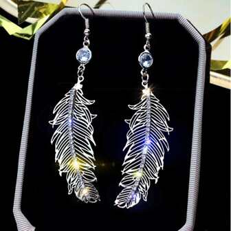1pair Fashionable And Elegant Long Feather Earrings Suitable For Wedding And Engagement Women, With Crystal Pendant, Jewelry Gift