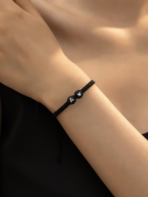 سوار بلاستيكي مزخرف بحرف وقلب دائري للنساء لزخرفة اليومية في عيد الحب قطعة واحدة