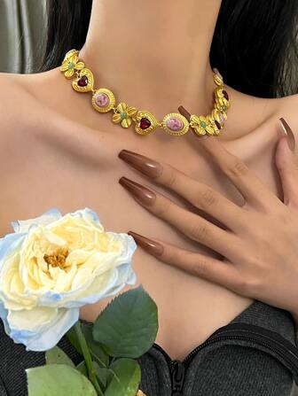 復古法語浪漫花卉圖案鏈條樣式項鍊合適適合女士