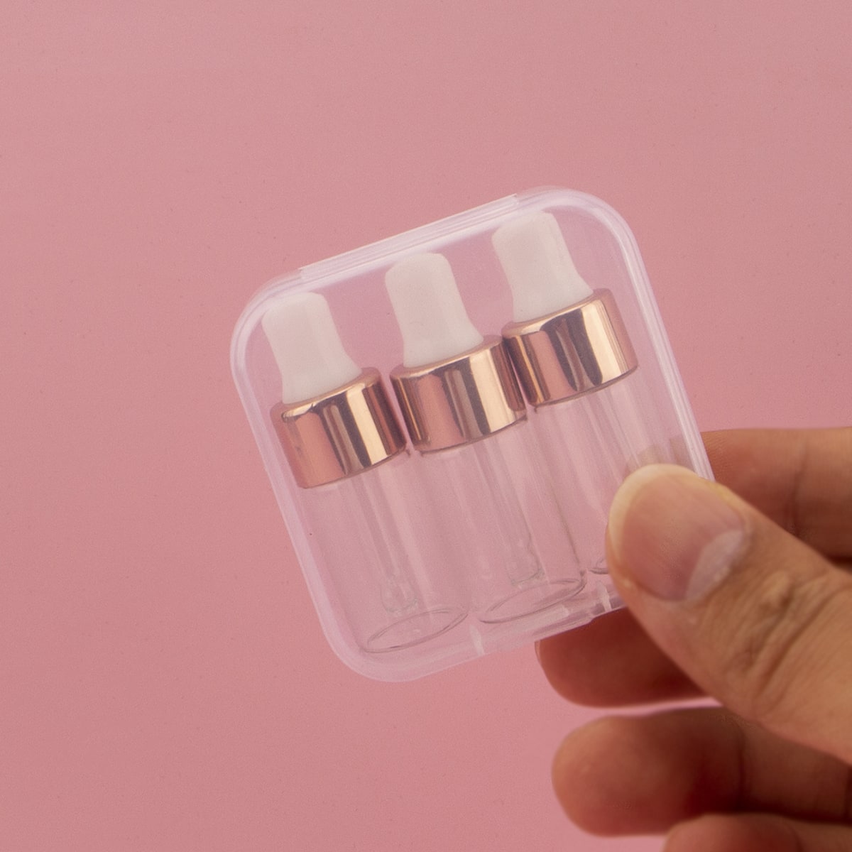 3pcs 3ml Travel Glass Pipette Bottle With Storage Container, Mini Essential Oil Cosmetic Refillable Vial, Dropper Bottle, Living Room Home Bedroom Bathroom House Decor, Travel Stuff, Wedding, Party, Birthday, Gifts For Men Mom Dad Friends, New Years, Accessories, Funny Gift