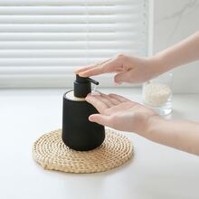 4pcs/set Black Bathroom Accessories Set Including Soap Dispenser, Toothbrush Holder, Tray And Soap Dish - Black - View 4