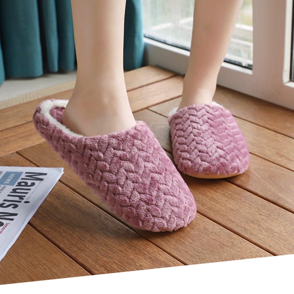 Par de zapatillas con suela blanda para mujer, para uso en interiores y en el hogar, zapatillas de felpa antideslizantes y silenciosas para parejas, a