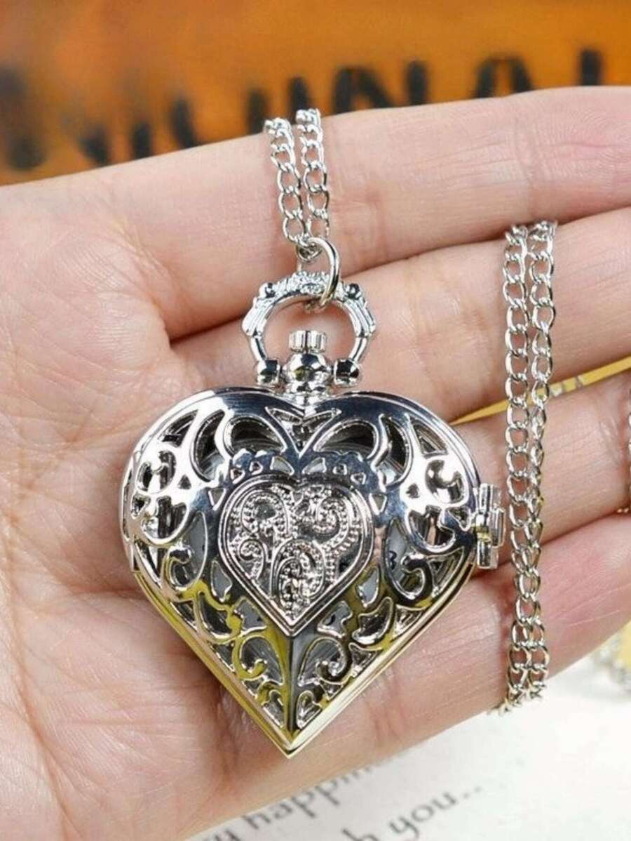 Cadeau Style rétro Montre de poche à quartz à cœur creux avec couvercle à rabat pour femmes. Cadeau pour les étudiants retournant à l'école pour la Saint-Valentin