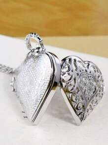 Cadeau Style rétro Montre de poche à quartz à cœur creux avec couvercle à rabat pour femmes. Cadeau pour les étudiants retournant à l'école pour la Saint-Valentin