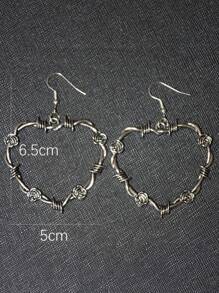 1 par de aretes en forma de rosa espinosa y corazón de estilo gótico para mujeres, regalo para el Día de San Valentín, Día de la Madre - Negro de pistola - Ver 3