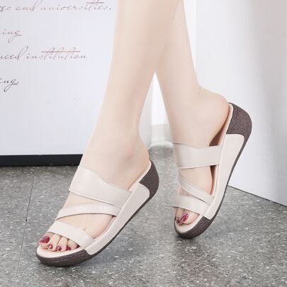 夏季新款厚底拖鞋女户外沙滩防滑中跟休闲柔软舒适中老年拖鞋