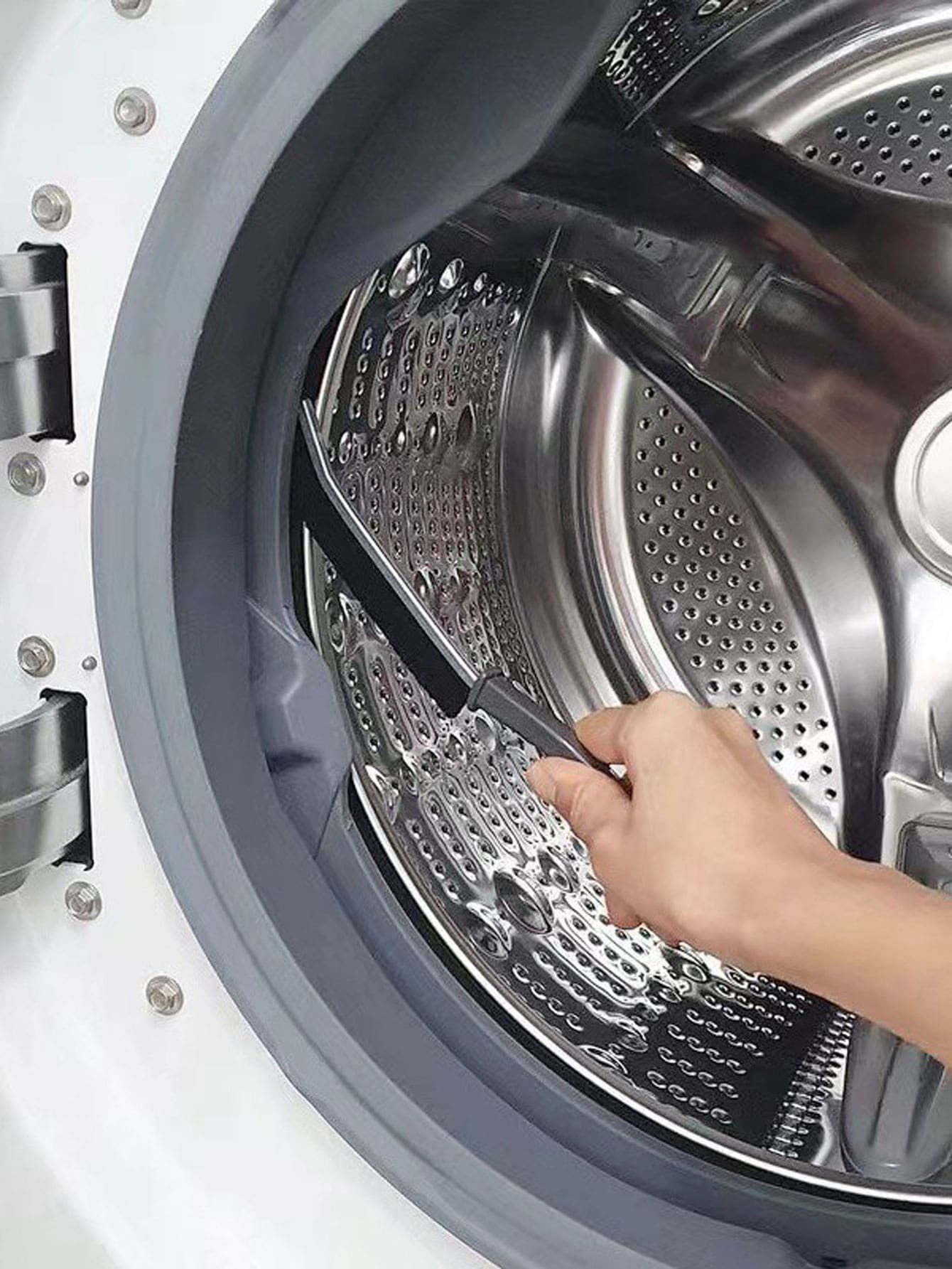 One black long handle portable bathroom crevice brush - Black - View 1