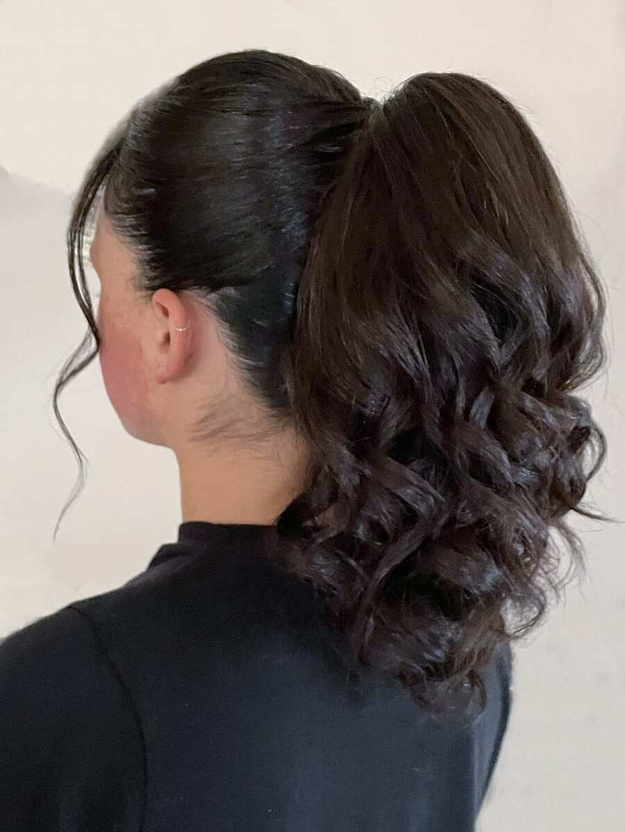 nimoki 马尾辫延长爪短而厚的波浪卷发下颌夹假马尾假发柔软自然的女士合成假发（深棕色） - Dark Brown - 查看 1