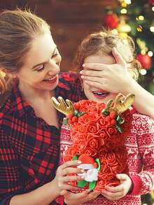 1pc 25cm Christmas Teddy Bear With Rose, Perfect Christmas Gift Without Gift Box - Red - View 3