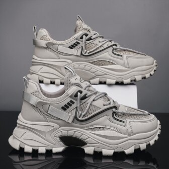 運動鞋適合男士,字母圖案前繫帶運動鞋