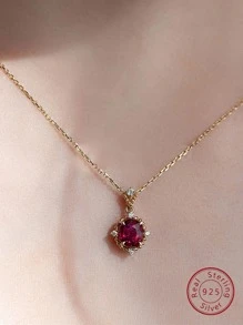 An Elegant Red Pomegranate Ladies Lovely S925 Silver Pendant Necklace