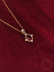 An Elegant Red Pomegranate Ladies Lovely S925 Silver Pendant Necklace