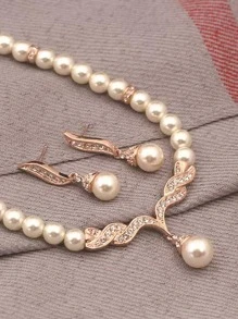 1 套手工串珠玻璃仿珍珠配水钻项链和耳环，1 对耳环和 1 条项链，新娘首饰套装