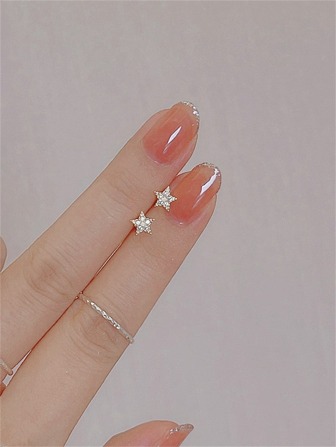 CHOSHILAR 1pair Five-pointed Star Shaped Cubic Zirconia Stud Earrings