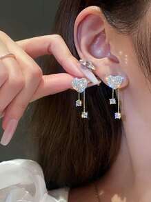 17KM 2 件浪漫心形水钻不对称耳钉，适合女士，适合度假或情人节约会 - 銀色 - 查看 3