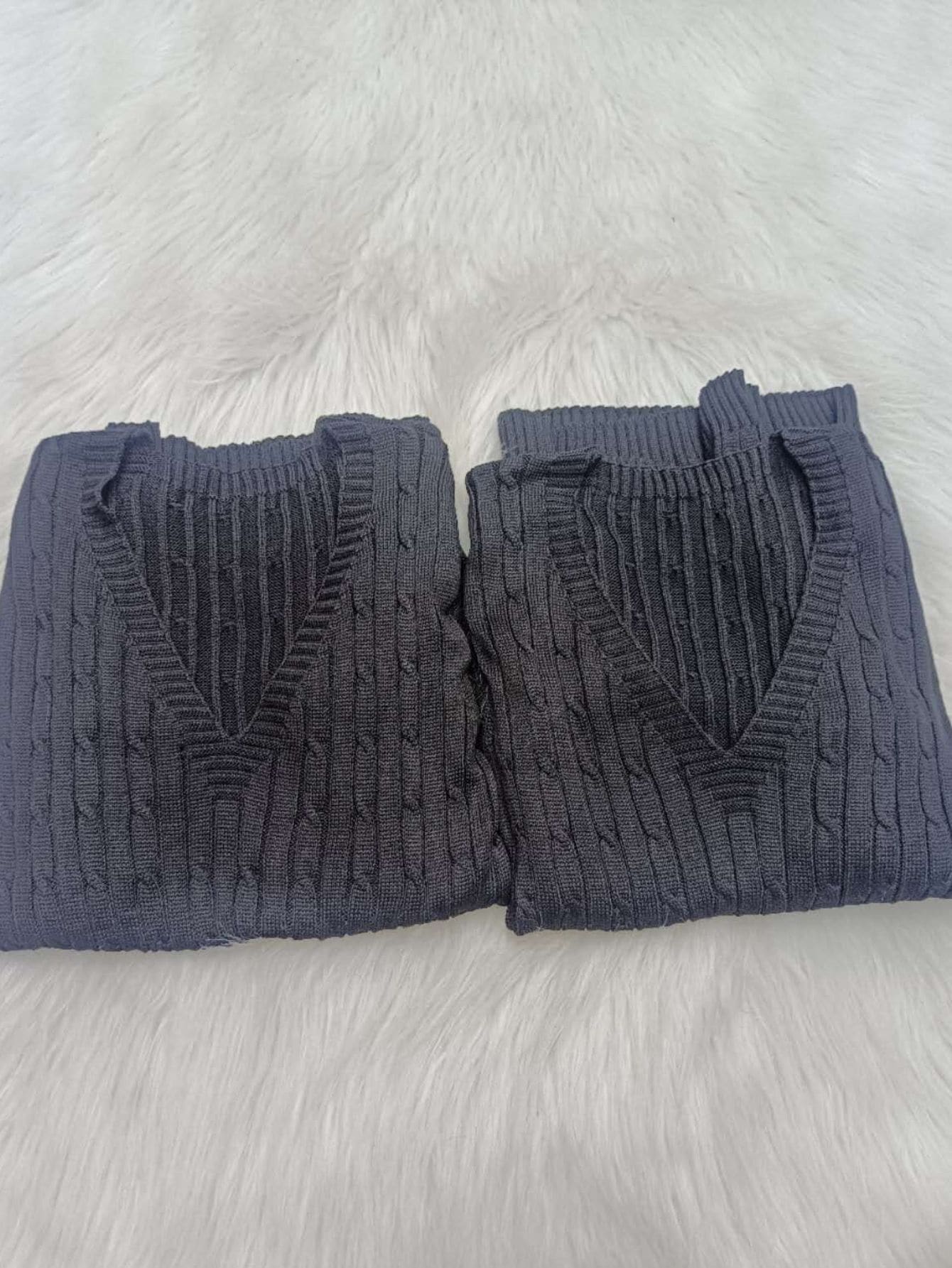 Women Sweaters - 黑色 - 查看 1