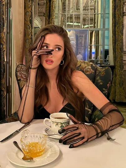 قفازات طويلة من الشبك للنساء، إكسسوار عروس رقيق متوفر بألوان مختلفة (أسود، أحمر، بنفسجي، أبيض العروس)، مناسب للحفلات الزفاف والكوسبلاي وجلسات التصوير والعروض الأخرى، إكسسوارات خريفية