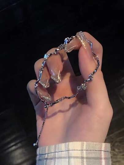 1pc Women's Simple Style Bracelet Prom Halloween