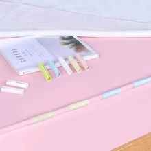 12入組床單扣環,防滑彈性帶有扣子和可調節的釦子,透氣三角彈性繫帶抓握器夾子,以固定床上用的床單、床罩、被子 - 藍色 - 查看 5