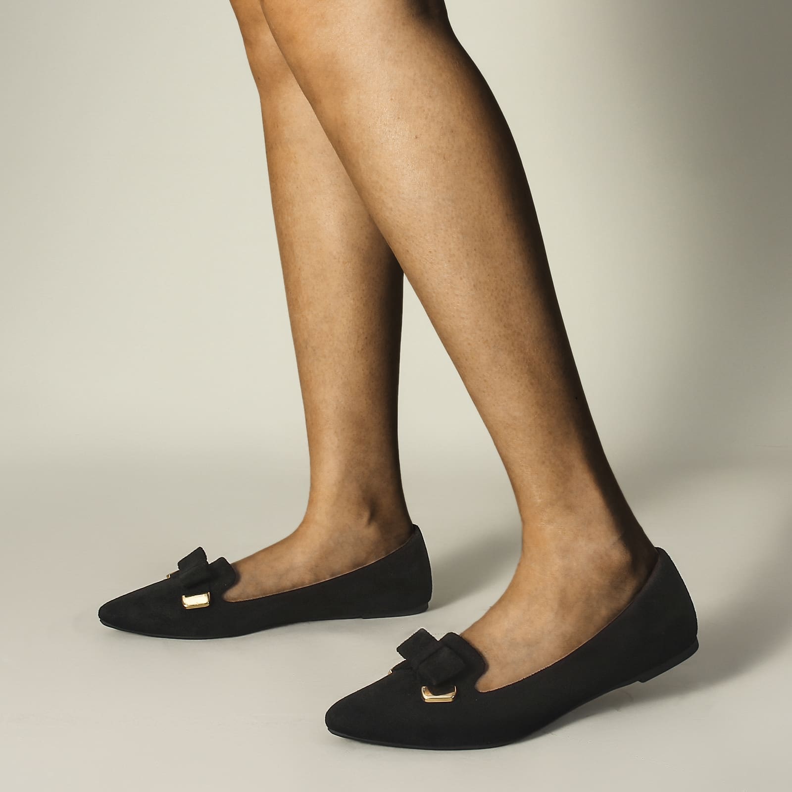 MUSSHOE Women Bow Pointed Toe Comfortable Flat Shoes - màu đen - Xem 1