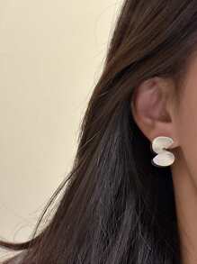 1 paire Boucles d'oreilles rétro en argent sterling S925 de style coréen en forme de ventilateur géométrique mat, cadeau de boucles d'oreilles en forme de "S" pour les vacances