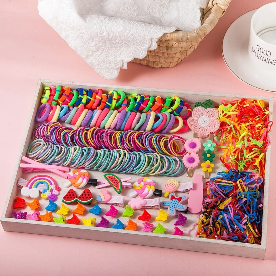 Hộp quà phụ kiện tóc nhiều màu sắc dành cho bé gái, 786 món, bao gồm kẹp tóc, dây buộc tóc, băng đô, phụ kiện tóc dễ thương hàng ngày, dây buộc tóc đuôi ngựa, chun buộc tóc, kẹp tóc mái và nhiều hơn nữa. - Nhiều màu - Xem 1