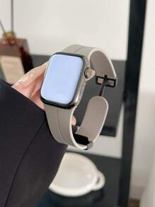 磁吸硅胶表带，兼容 42mm、38mm、40mm、41mm、44mm、45mm、46mm、49mm 表盘尺寸，时尚智能手表替换表带，适用于 Series Ultra2、Ultra SE2、SE 11、10、9、8、7、6、5、4、3、2、1 等型号，男女通用，学生返校季理想礼物 - 灰色 - 查看 3